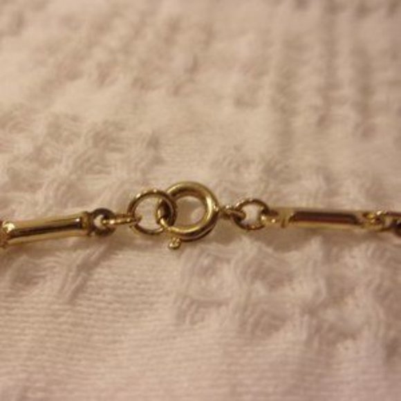 "Sarah Coventry Twirling Pearls Choker Necklace " - Picture 5 of 5